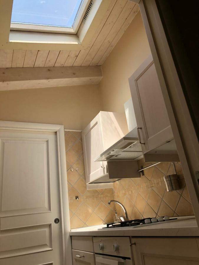 Suite Borboni'S House/ Loft กาแซร์ตา ภายนอก รูปภาพ